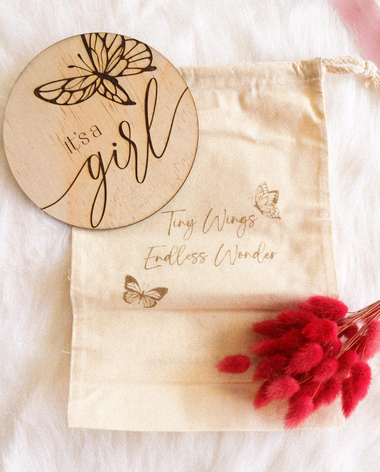 Butterfly Baby Milestone Discs – Wooden Keepsake Set (12 months + Birth Announcement)