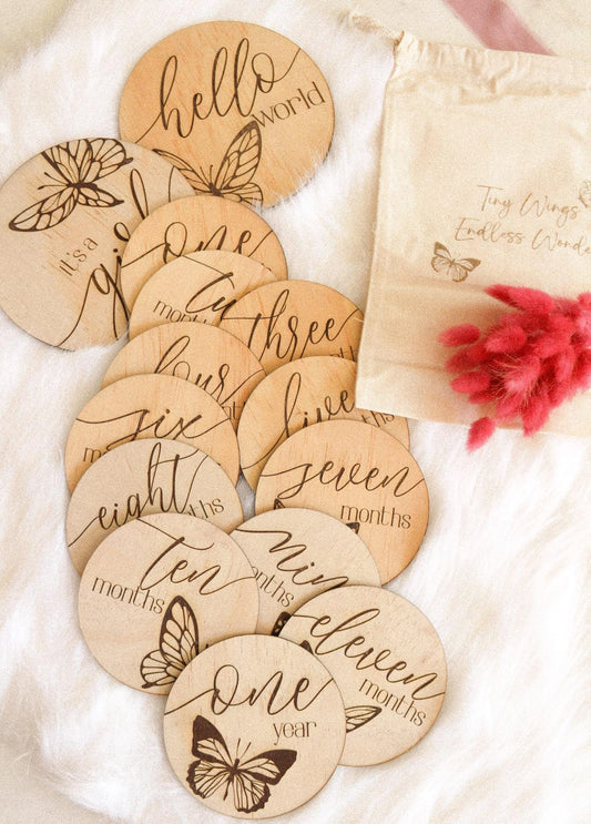 Butterfly Baby Milestone Discs – Wooden Keepsake Set (12 months + Birth Announcement)